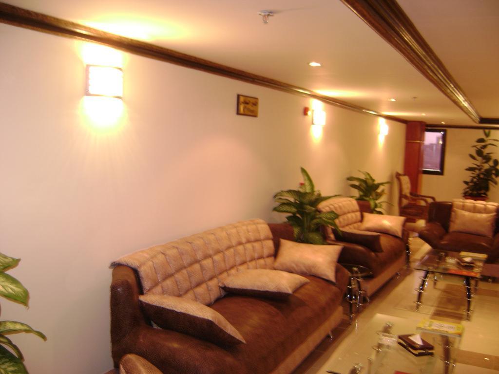 Hotel Di-Palace Riyad Extérieur photo
