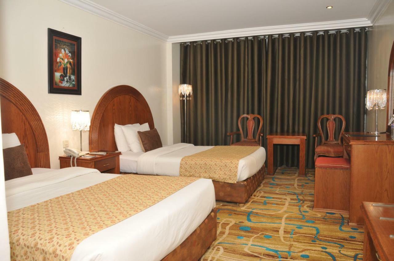 Hotel Di-Palace Riyad Extérieur photo