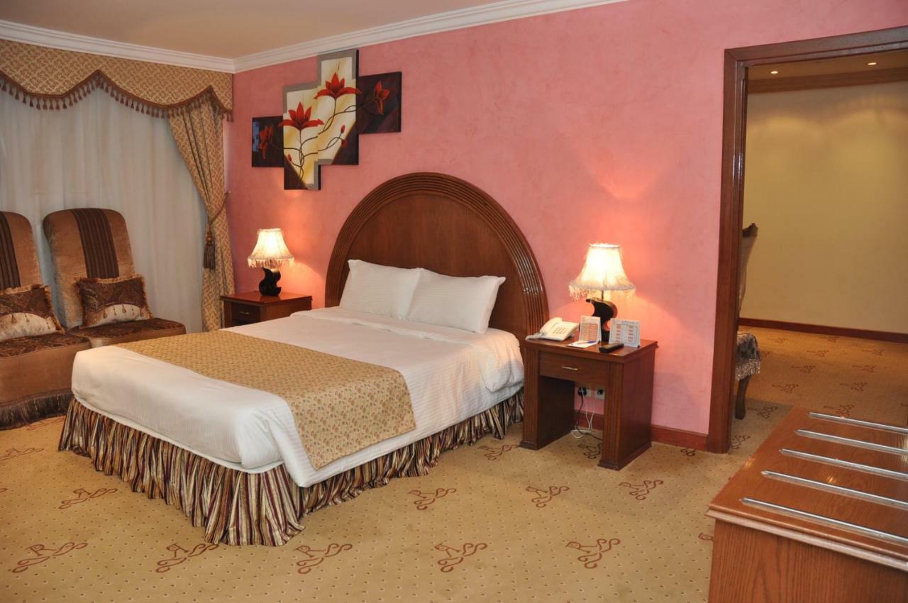 Hotel Di-Palace Riyad Extérieur photo